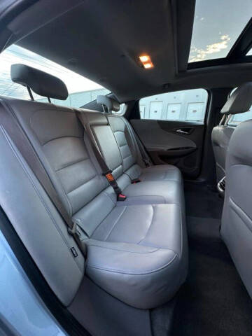 2017 Chevrolet Malibu LT