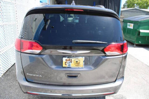 2019 Chrysler Pacifica Touring L
