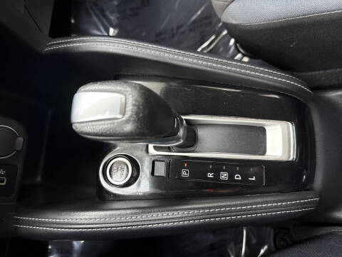 2018 Nissan Kicks SR
