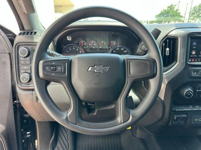 2023 Chevrolet Silverado 1500 Custom