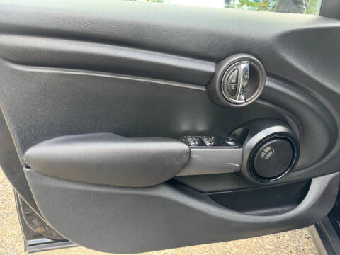 2016 MINI Hardtop 4 Door Cooper