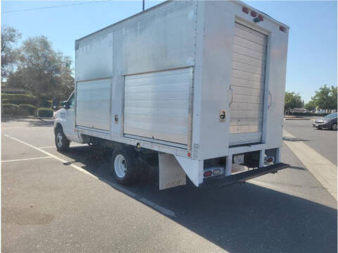 2014 Ford E-Series E-450 SD