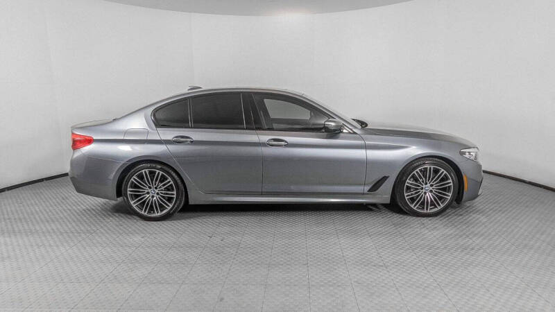 2018 BMW 5 Series 530i