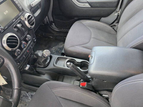 2013 Jeep Wrangler Sahara