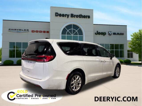 2024 Chrysler Pacifica Touring L