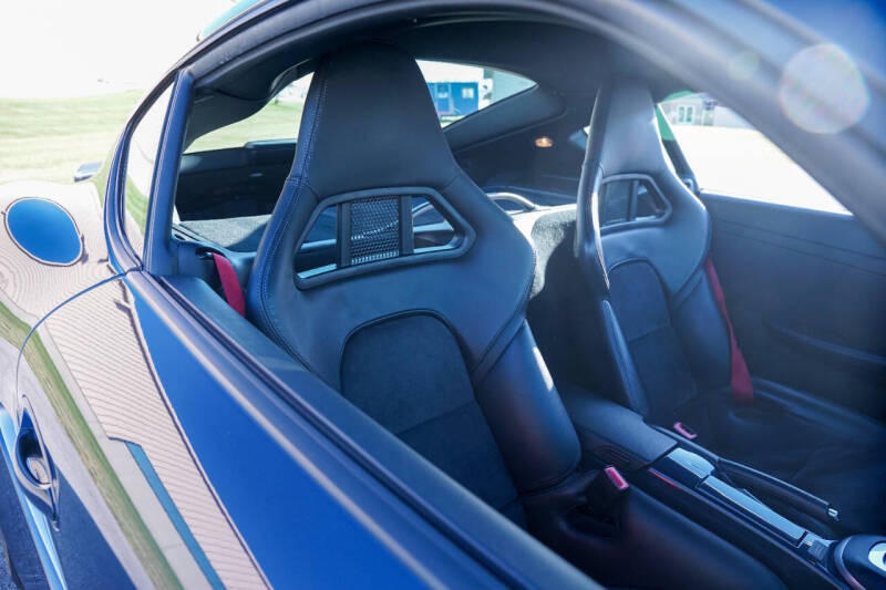 2012 Porsche Cayman R