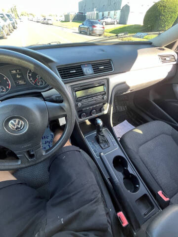 2013 Volkswagen Passat S PZEV