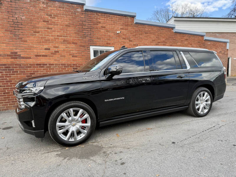 2024 Chevrolet Suburban High Country's photo