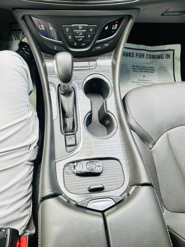2017 Buick Envision Essence