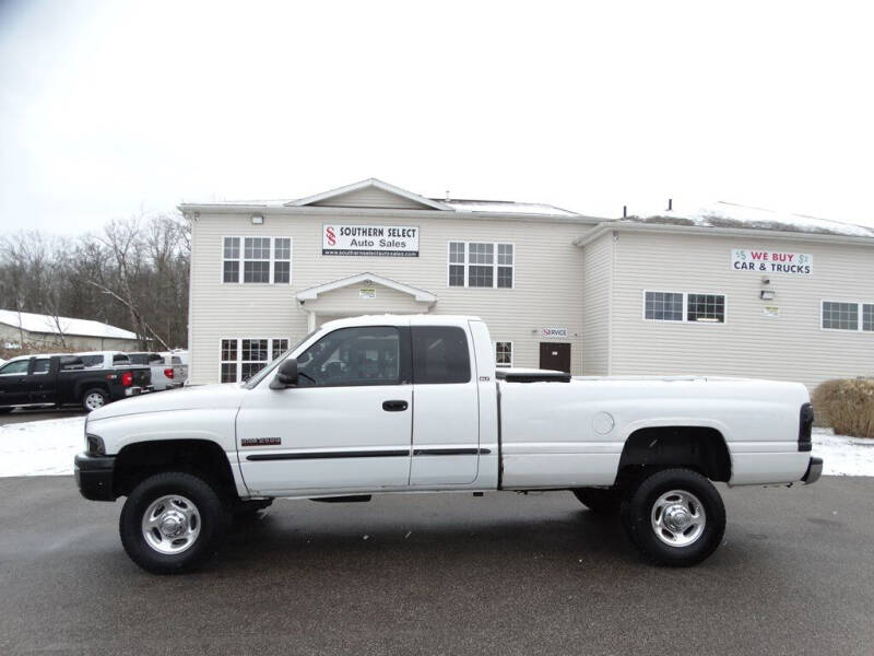2001 Dodge Ram 2500 for sale at SOUTHERN SELECT AUTO SALES in Medina OH