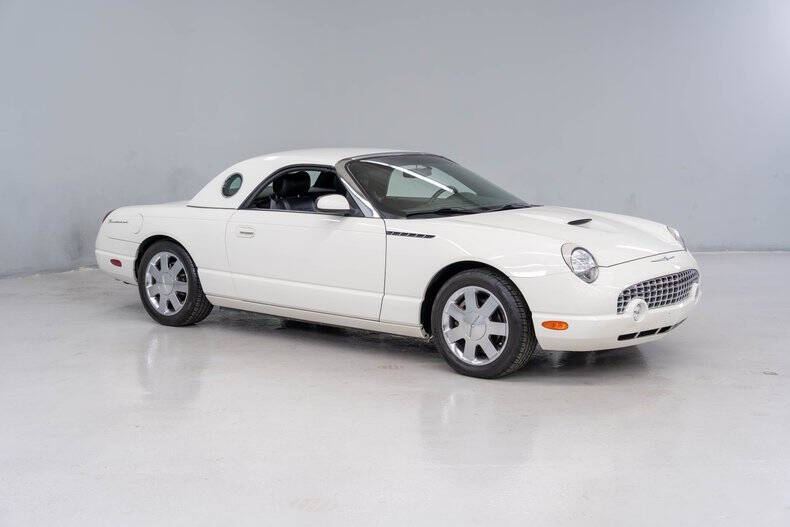 2002 Ford Thunderbird Deluxe