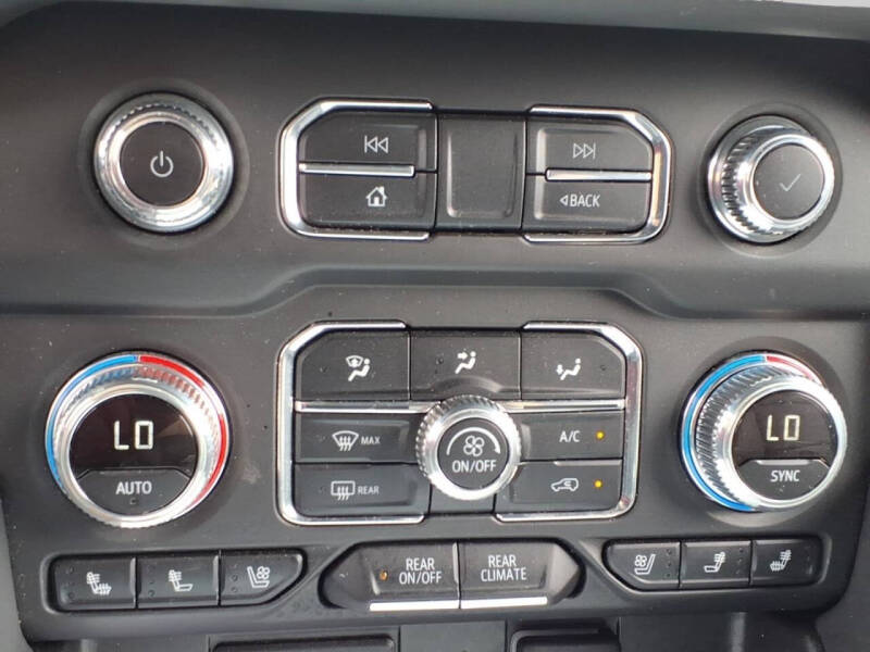 2024 GMC Yukon SLT