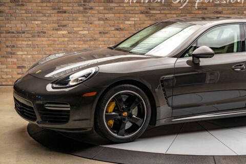 2016 Porsche Panamera