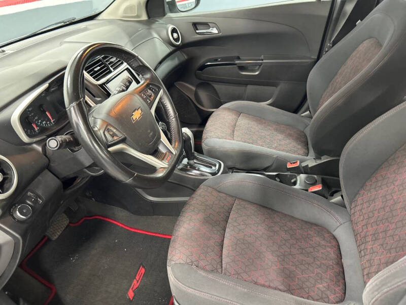 2017 Chevrolet Sonic LT Auto