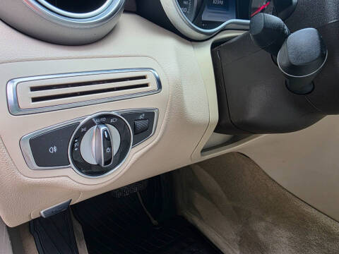 2015 Mercedes-Benz C-Class C 300 4MATIC