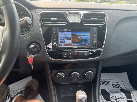 2012 Chrysler 200 Limited