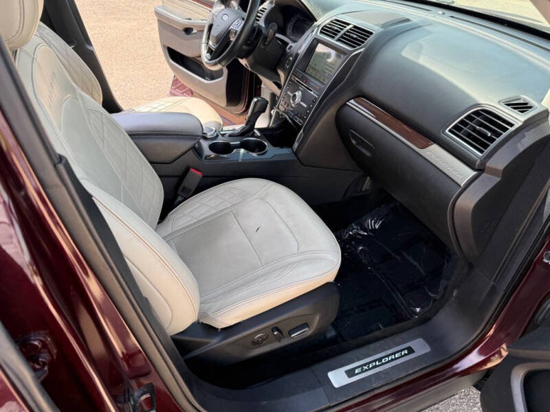 2018 Ford Explorer Platinum
