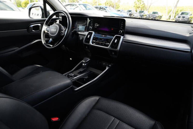 2023 Kia Sorento S