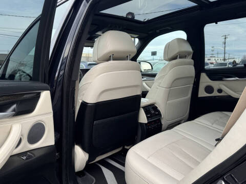 2017 BMW X5 xDrive50i
