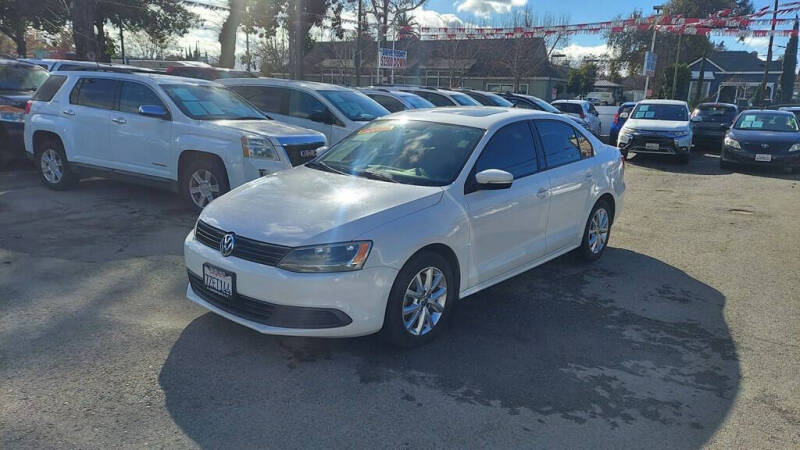 2011 Volkswagen Jetta SE's photo