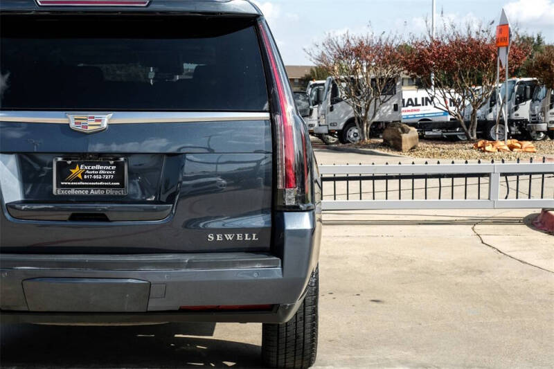 2020 Cadillac Escalade ESV Premium Luxury