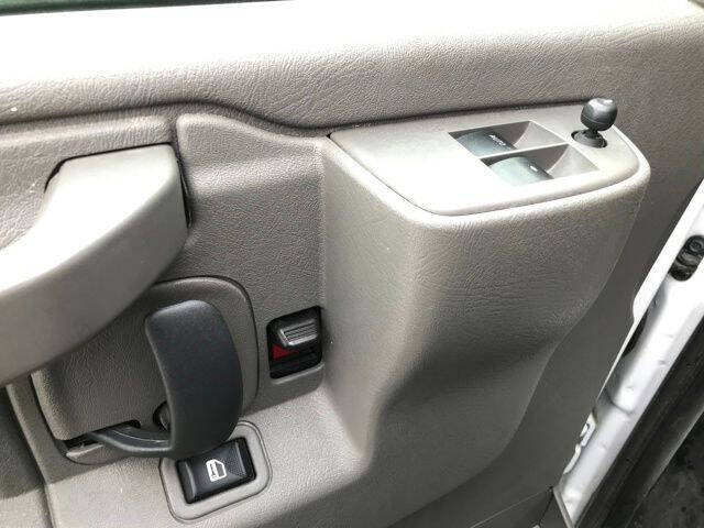 2024 Chevrolet Express 2500