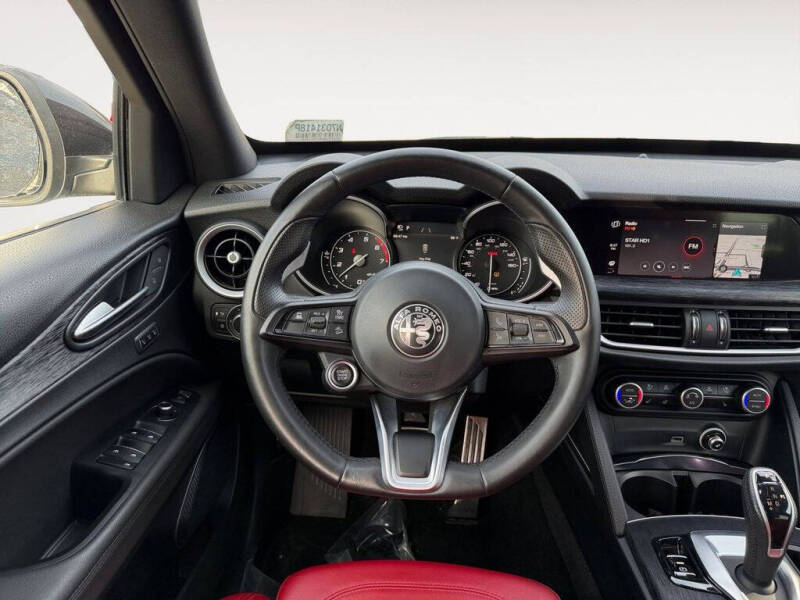 2022 Alfa Romeo Stelvio Sprint