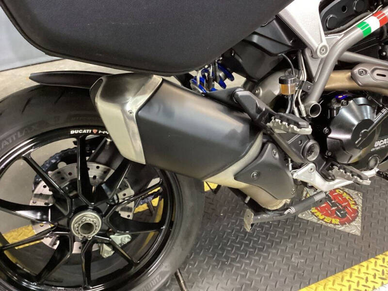 2013 Ducati Hyperstrada