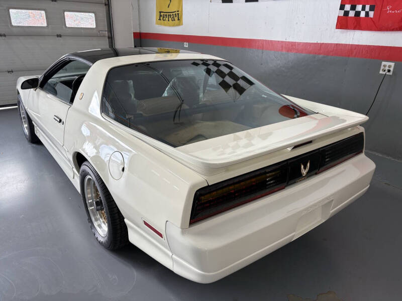 1989 Pontiac Firebird Trans Am GTA