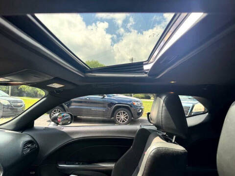 2016 Dodge Challenger R/T Scat Pack