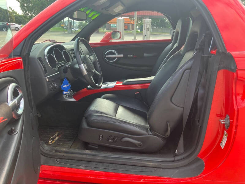 2004 Chevrolet SSR LS