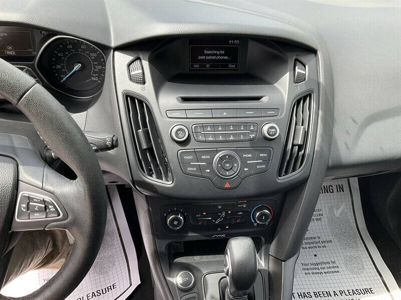 2017 Ford Focus SE