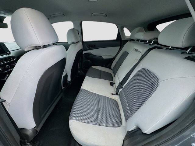 2023 Hyundai Kona SE