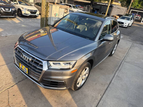 2018 Audi Q5 2.0T quattro Premium Plus