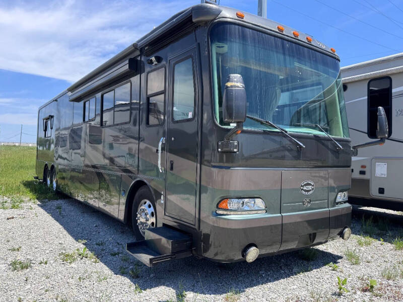 2005 Monaco Dynasty 40 Platinum II