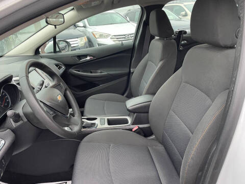 2017 Chevrolet Cruze LS Auto