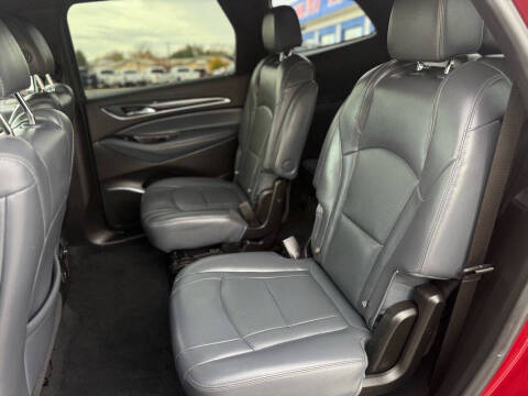 2023 Buick Enclave Essence