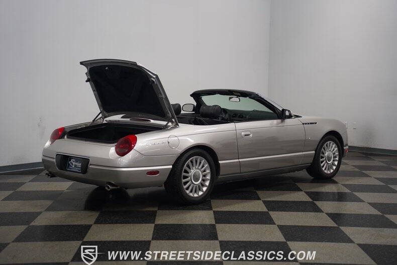 2004 Ford Thunderbird Deluxe