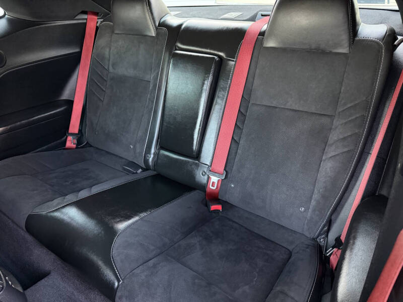 2016 Dodge Challenger SRT 392