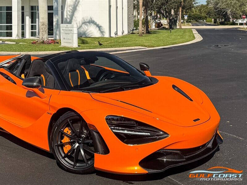 2022 McLaren 720S Spider