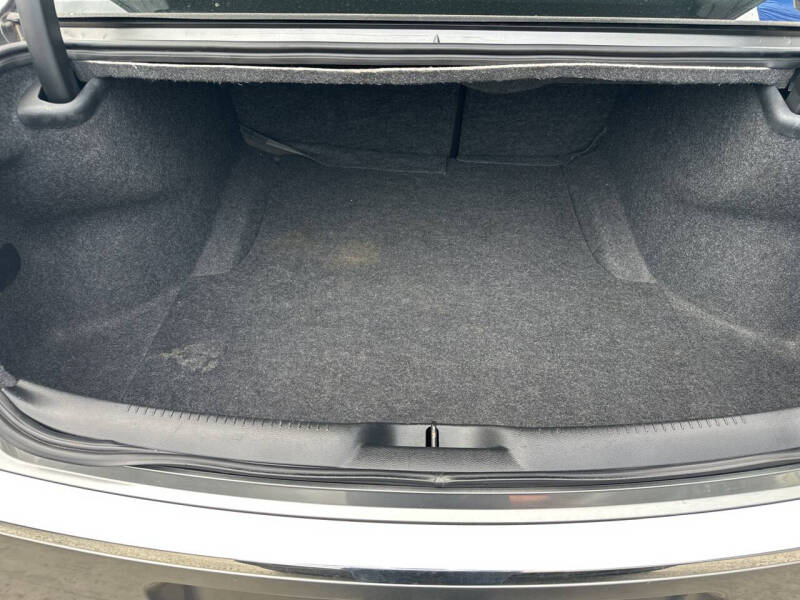 2012 Chrysler 300 Limited