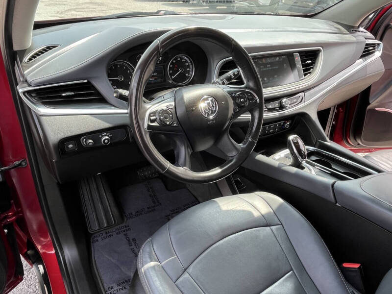 2019 Buick Enclave Essence