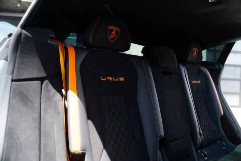2024 Lamborghini Urus Performante