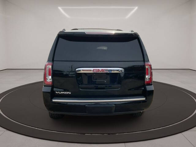 2017 GMC Yukon Denali