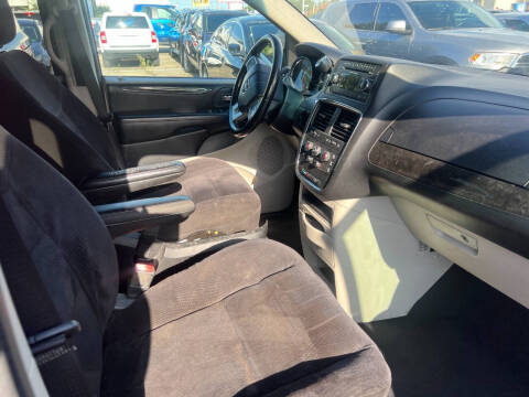 2014 Dodge Grand Caravan SE