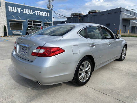 2013 Infiniti M37