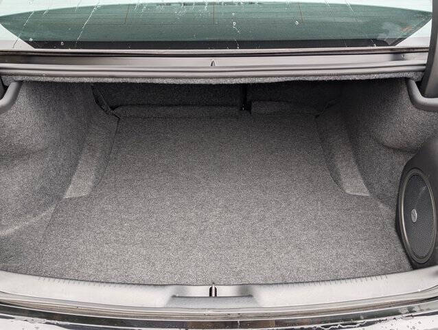 2023 Chrysler 300 S V8