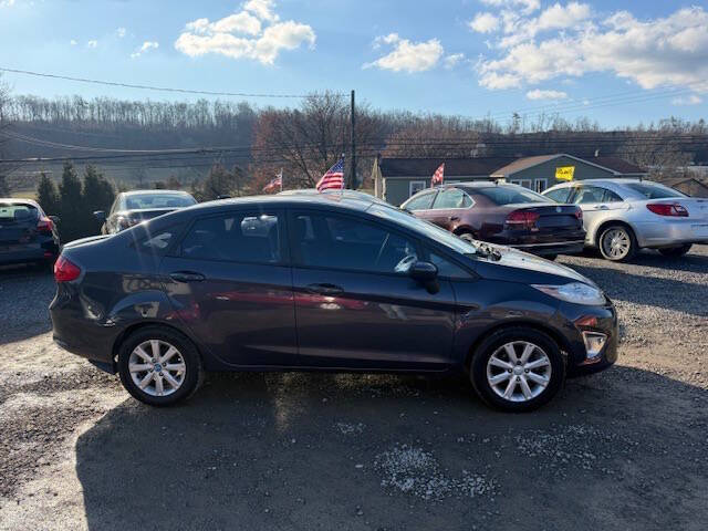 2012 Ford Fiesta SE