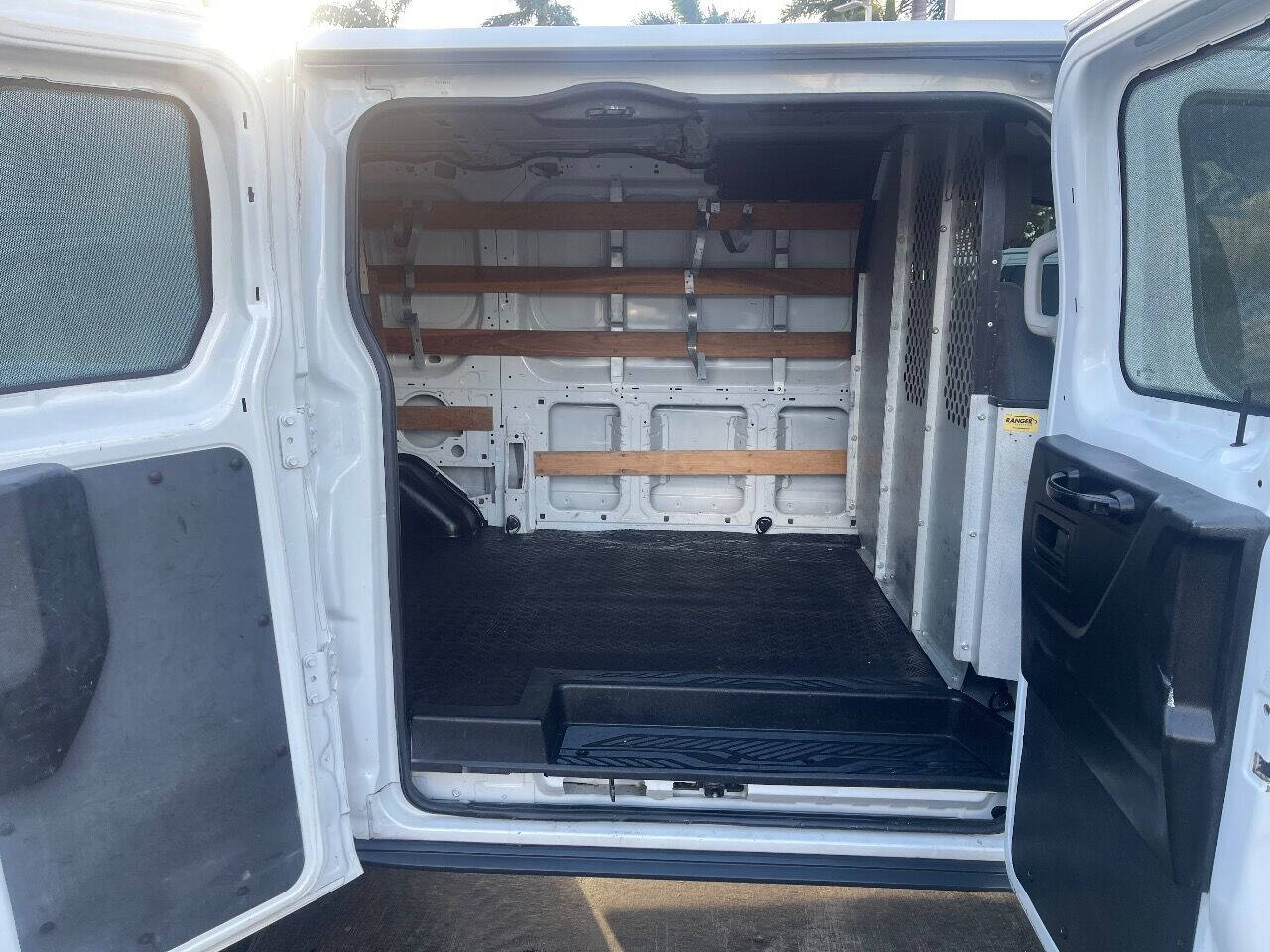 2016 FORD Transit Van - $21,900
