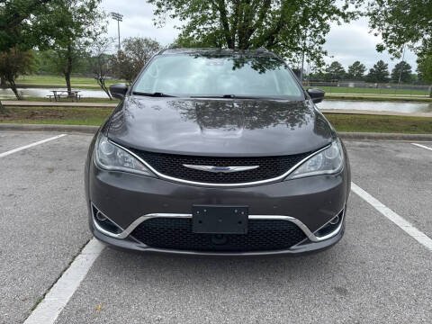 2019 Chrysler Pacifica Touring L Plus